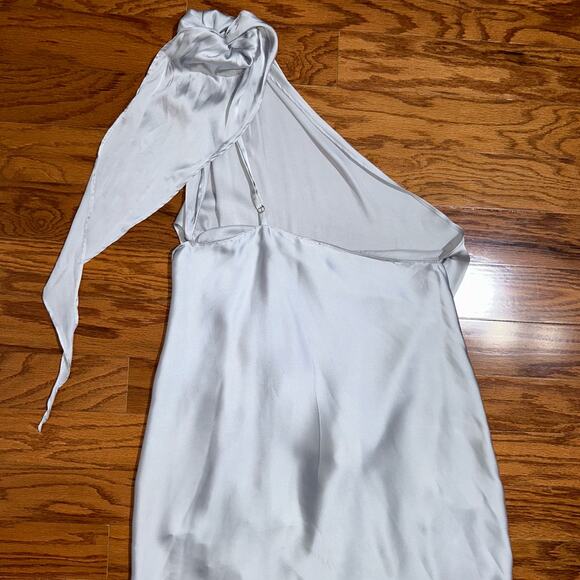 Baobab Marea One Shoulder Satin Maxi Dress in Plata Silver Size Medium - Picture 12 of 16